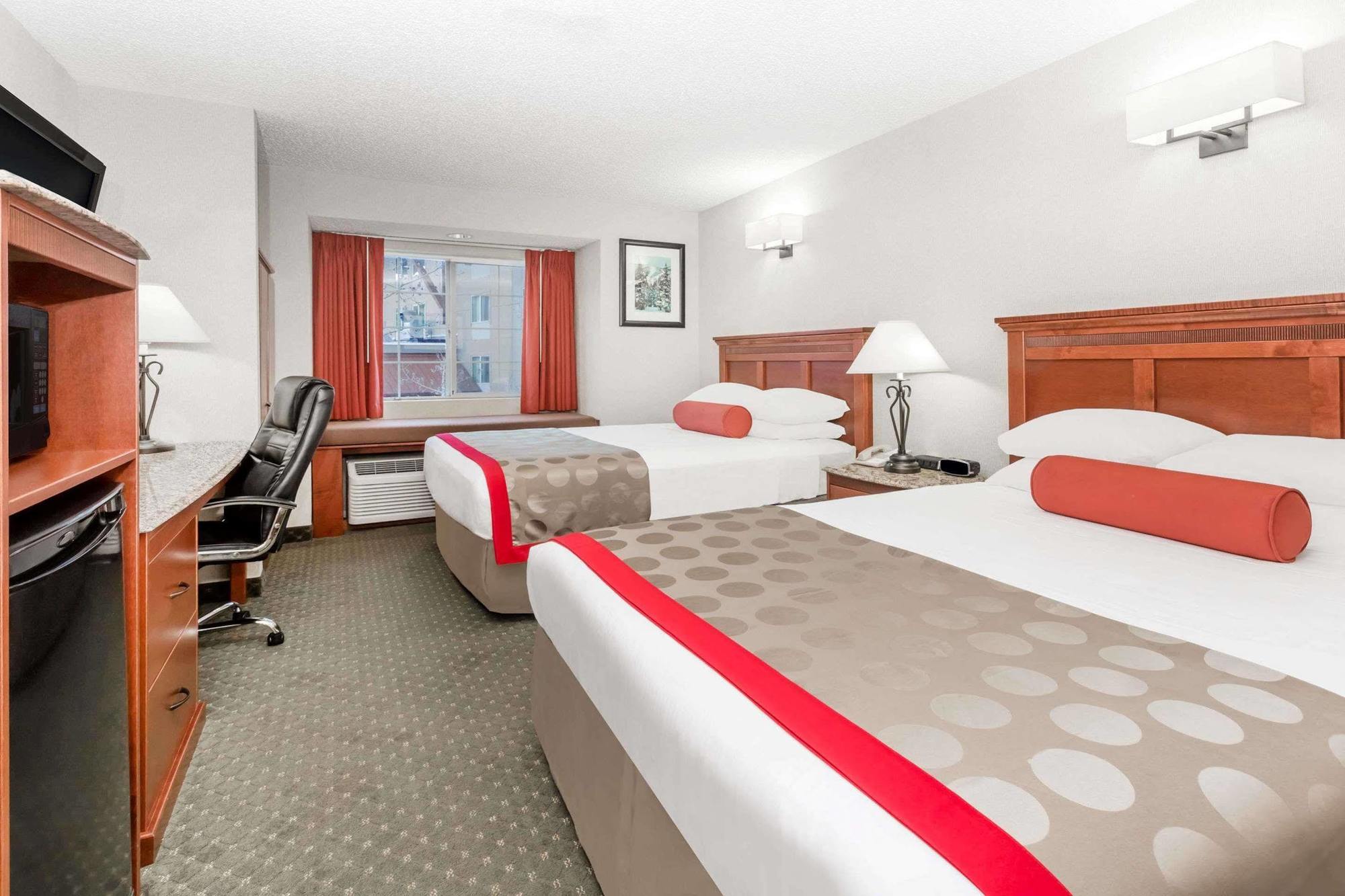 Ramada By Wyndham Frisco Hotel Exterior photo