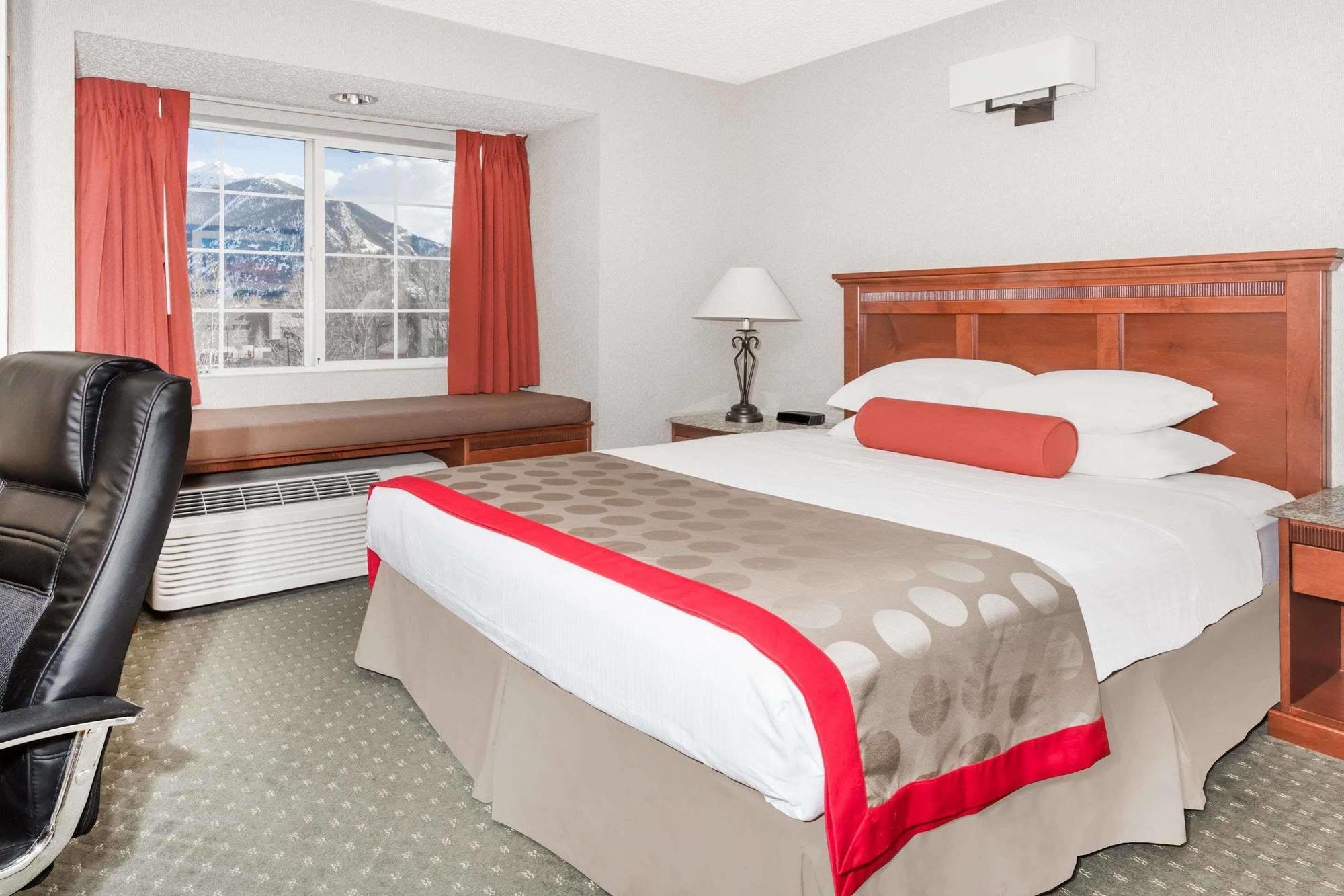 Ramada By Wyndham Frisco Hotel Exterior photo